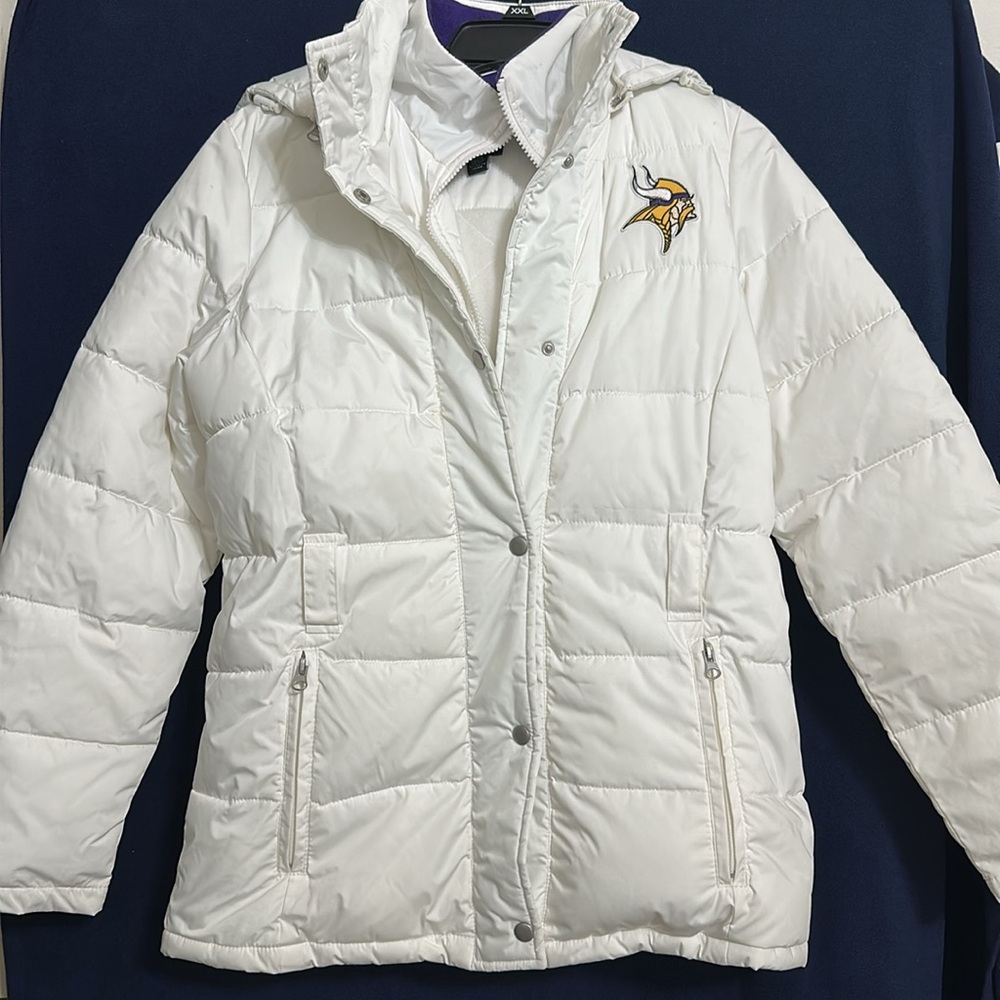 White Minnesota Vikings Double Jacket Women's Size Small (Gently Used)